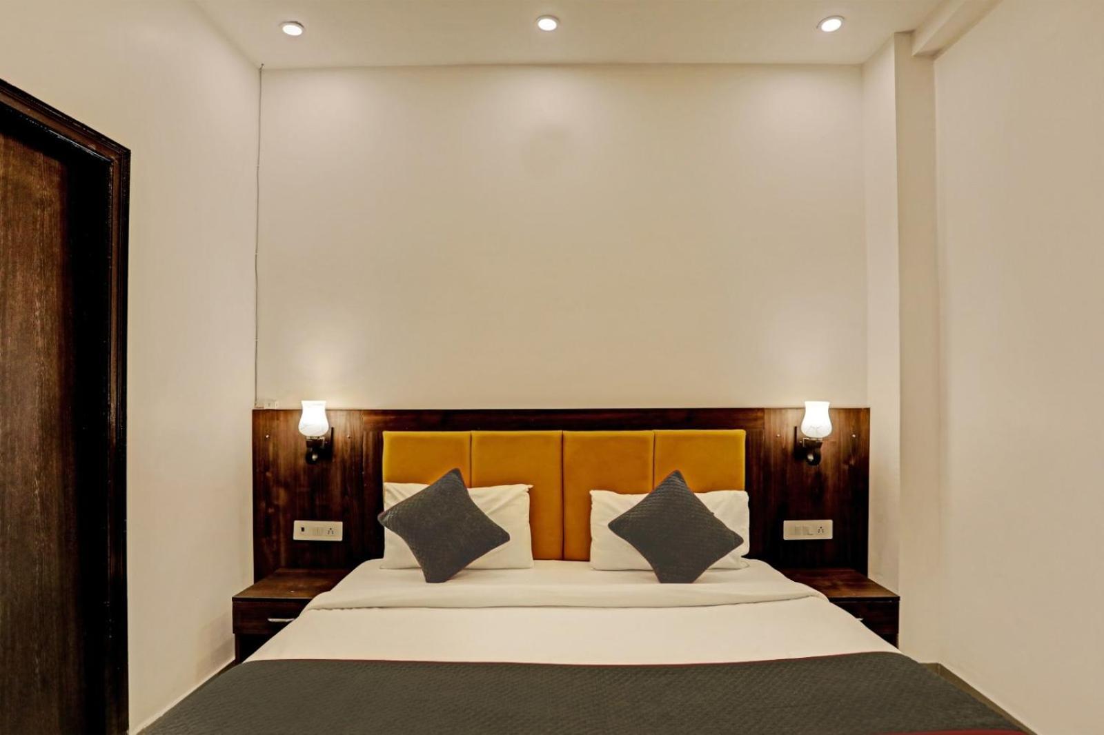 Hotel Golden Prime King Нью-Делі Екстер'єр фото