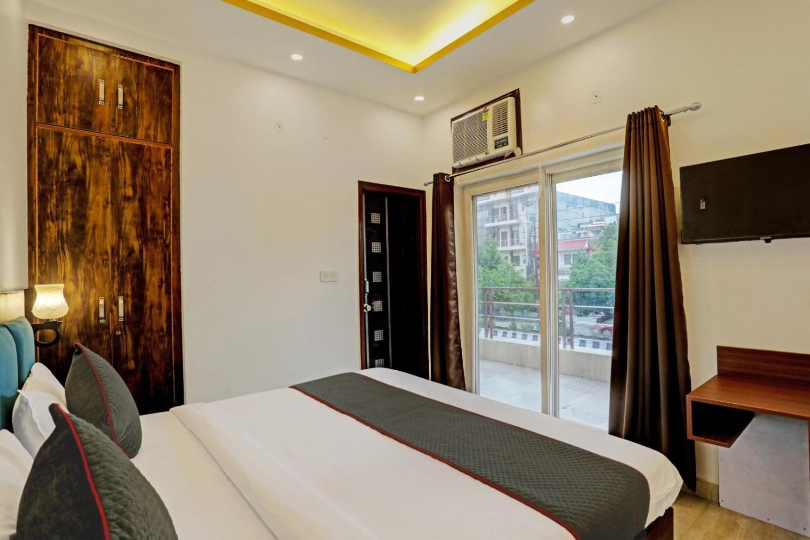 Hotel Golden Prime King Нью-Делі Екстер'єр фото